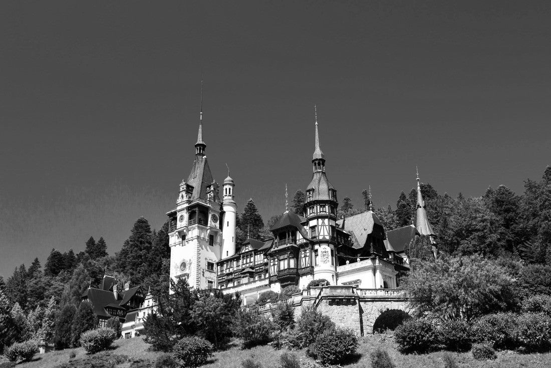 The Peles castle in the town of Sinaia, Transylvania, Carpathian Mountains, Romania, Summer time, bright sunny day with dark blue sky. The Peles castle is one of the most beautiful castles in Europe 2000pc PuzzleBlack and White
