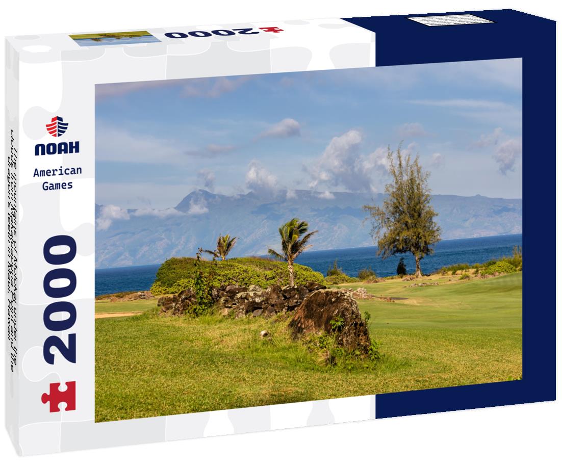 Noah Jigsaw Puzzle The mountains of Molokai under the clouds from Makaluapuna Point and the dragon's teeth in Maui, Hawaii 2000 pieces