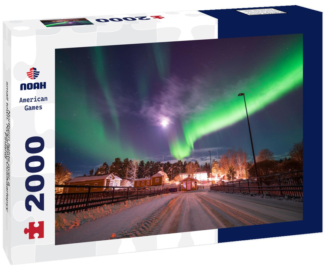 Noah Jigsaw Puzzle Northern lights over a small town. Nykarleby/Uusikaarlepyy, Finland 2000 Pieces