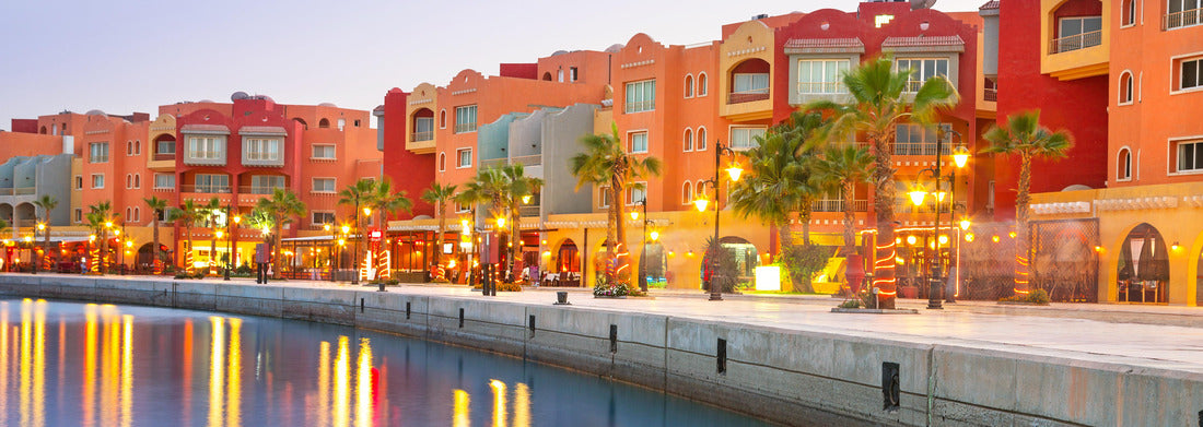 Noah Jigsaw Puzzle Beautiful architecture of the marina of Hurghada at dusk in Egypt Panorama 1000 Pieces