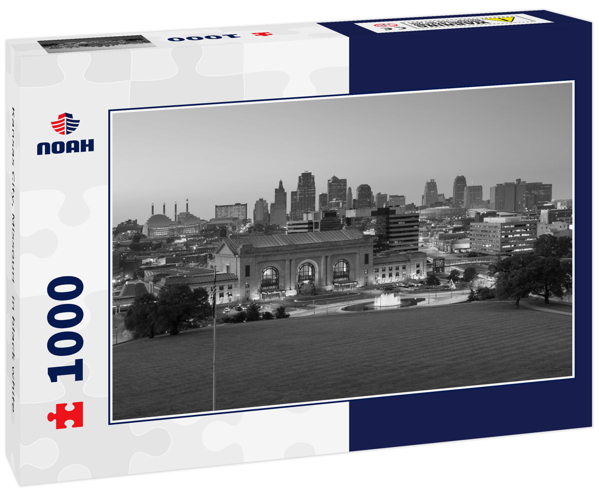 Kansas City, Missouri in black white