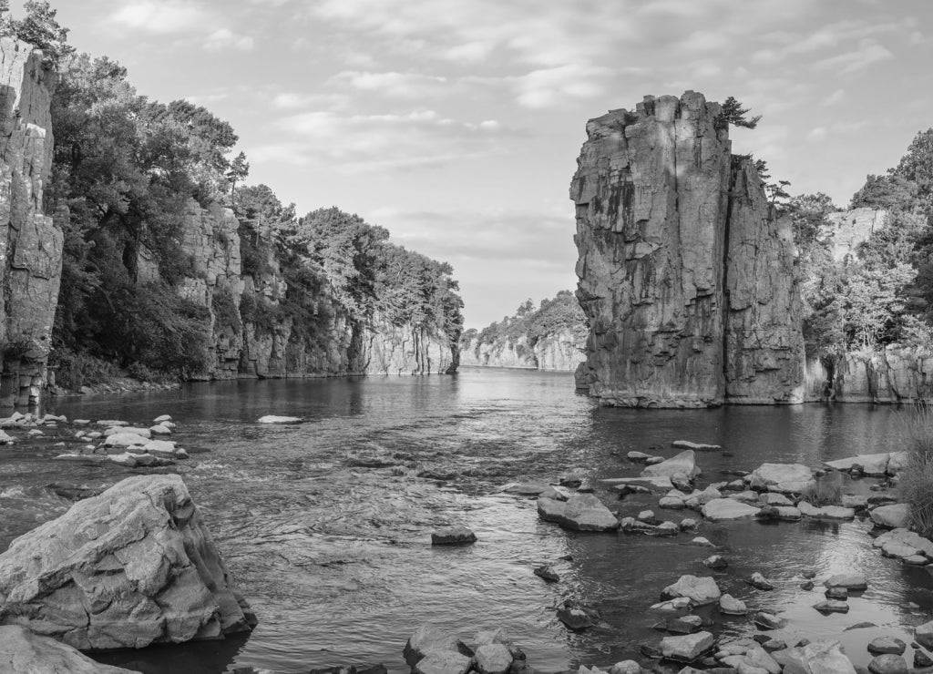 Picturesque Palisades State Park in South Dakota - Split Rock Creek - near Sioux Falls in black white