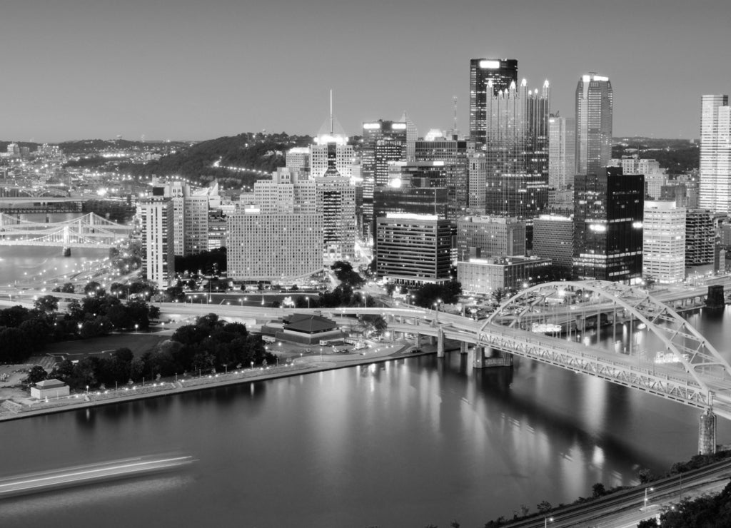 Pittsburgh, Pennsylvania Skyline in black white
