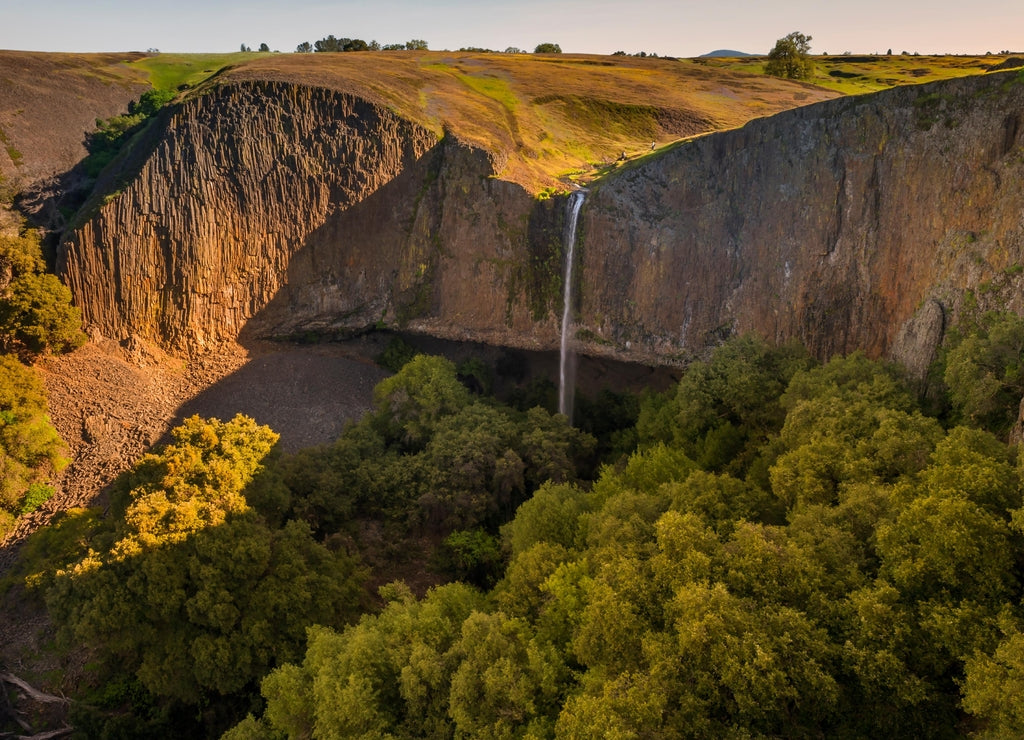 North Table Mountain Ecological Reserve, Oroville, California. An elevated basalt mesa with beautiful vistas of spring wildflowers, waterfalls, lava outcrops and a rare type of vernal pool