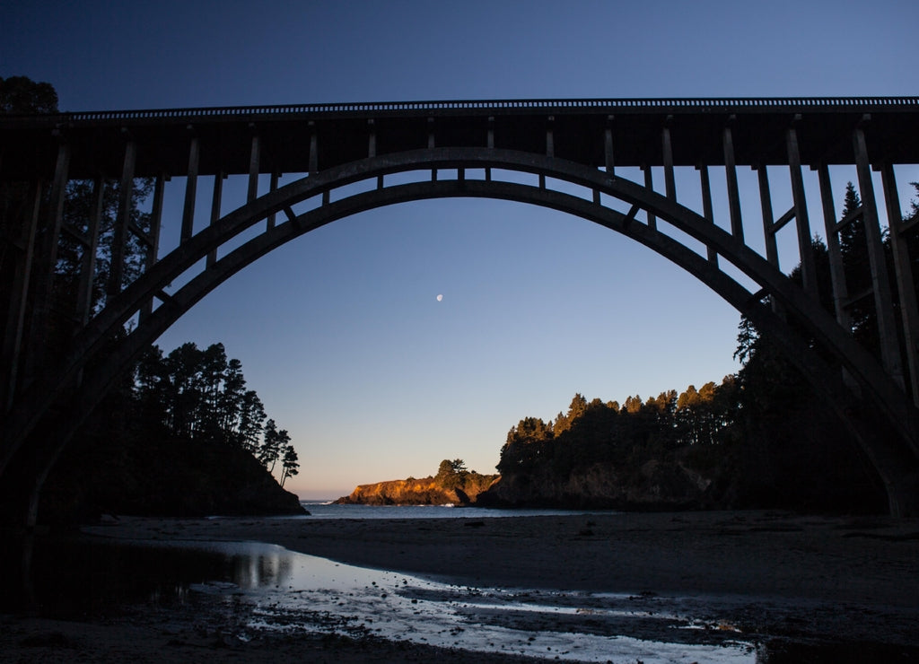 The Russian Gulch bridge is found just north of Mendocino Town in Northern California. The scenic bridge is easily seen from the Russian Gulch State Park