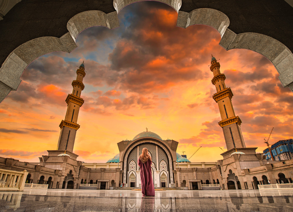Masjid Wilayah Persekutuan at sunset in Kuala Lumpur, Malaysia
