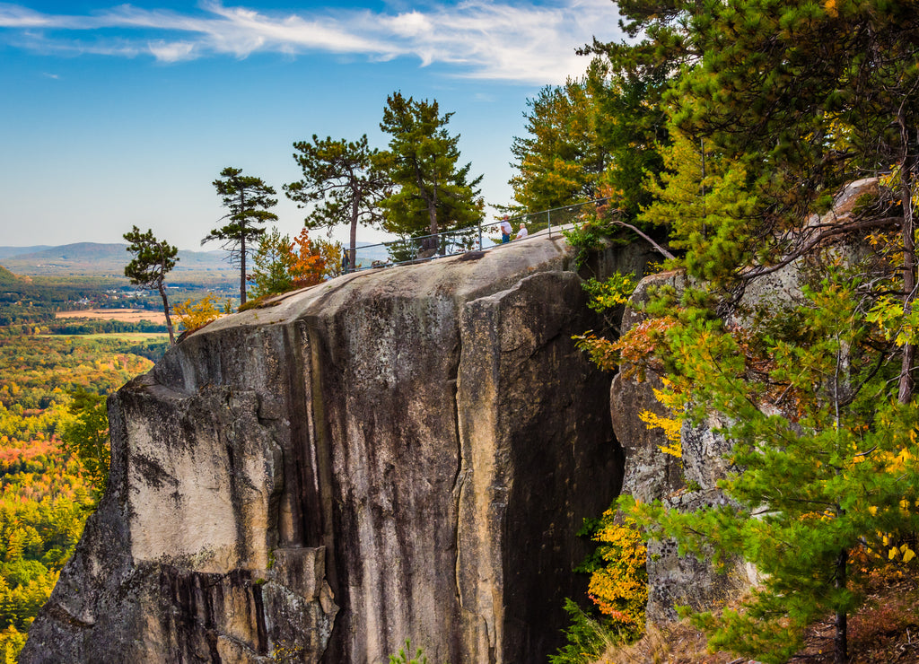 View of Cathedral Ledge at Echo Lake State Park, New Hampshire