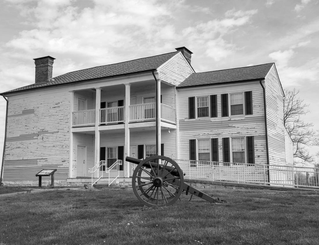 Noah Jigsaw Puzzle Gdansk, Poland, with beautiful old town over the Motlawa river at sunrise in black white 1000 pieces