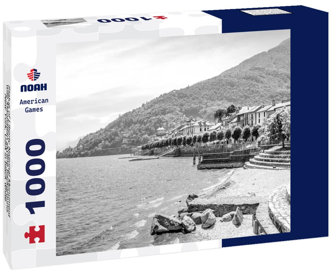 Noah Jigsaw Puzzle Statue of Liberty National Monument with Manhattan skyline background. New York, USA in black white 1000 pieces