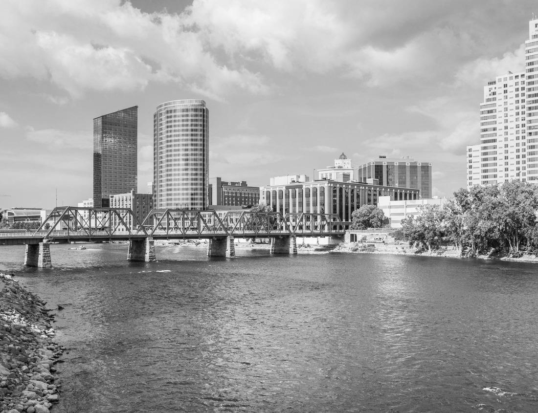 Noah Jigsaw Puzzle Meramec Caverns. Franklin County. Missouri. USA in black white 1000 pieces
