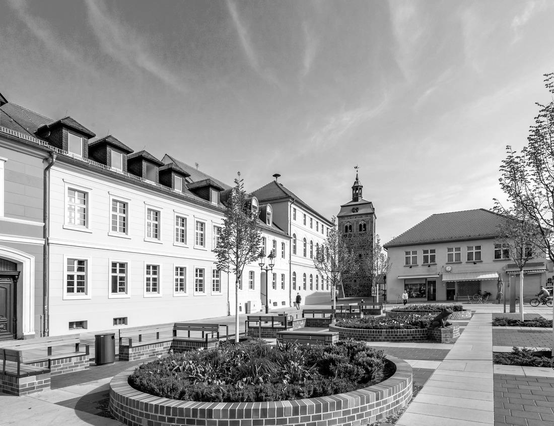 Noah Jigsaw Puzzle Downtown Asheville North Carolina NC skyline aerial in black white 1000 pieces