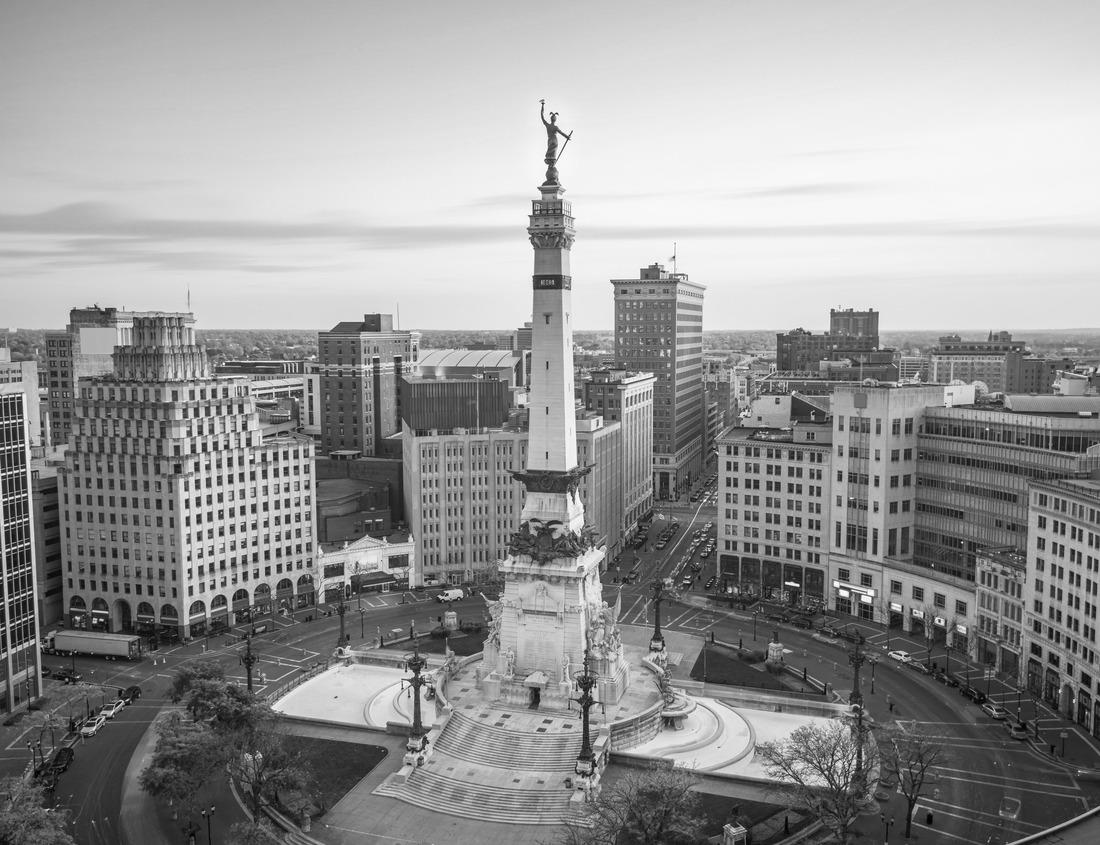 Noah Jigsaw Puzzle Aerial view of San Carlos in Silicon Valley ; residential areas with houses built on hills in the foreground; industrial areas and the shoreline of San Francisco bay in the background; California in black white 1000 pieces