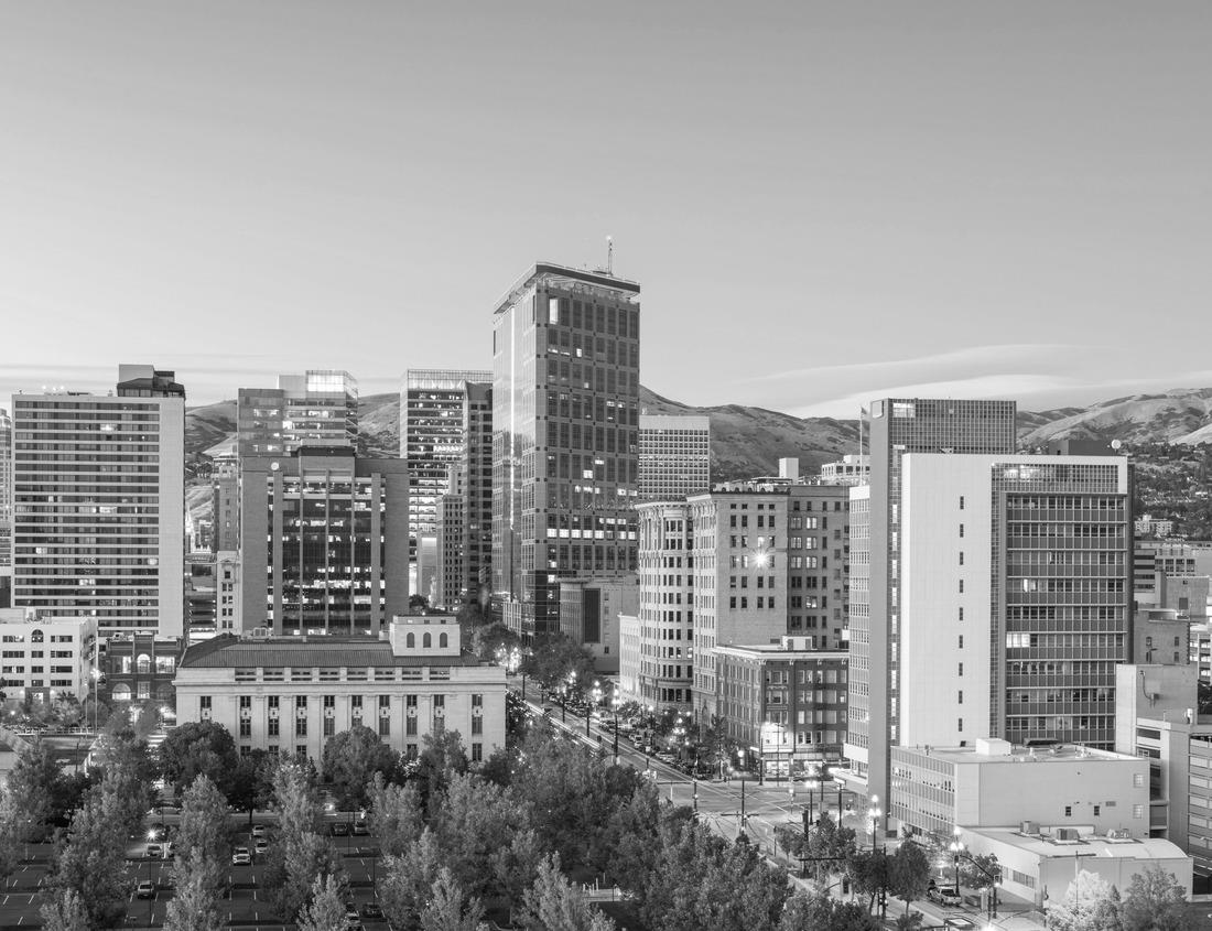 Noah Jigsaw Puzzle Salt Lake City downtown financial district cityscape at twilight in Utah, USA. in black white 1000 pieces