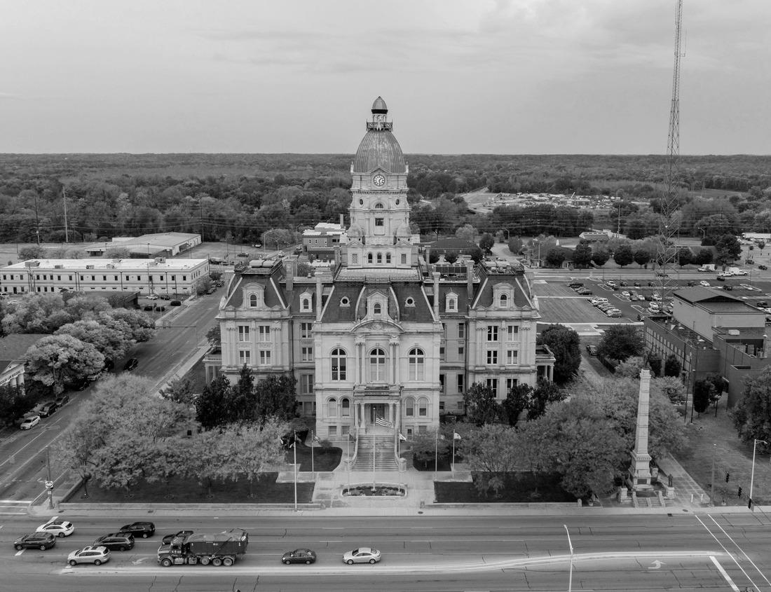 Noah Jigsaw Puzzle Hartford, Connecticut, USA downtown skyline at evening twilight in early fall in black white 1000 pieces