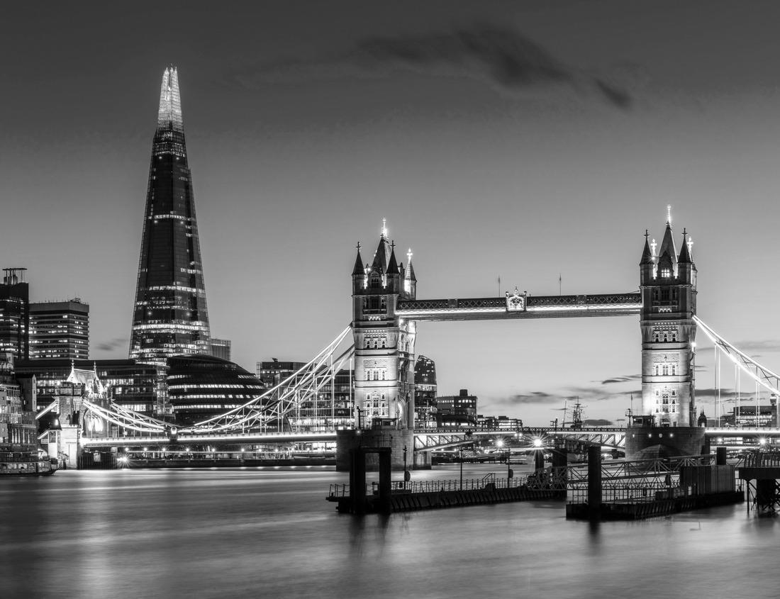 Noah Jigsaw Puzzle Tower Bridge and The Shard are visible at sunset in London, England, United Kingdom. in black white 1000 pieces