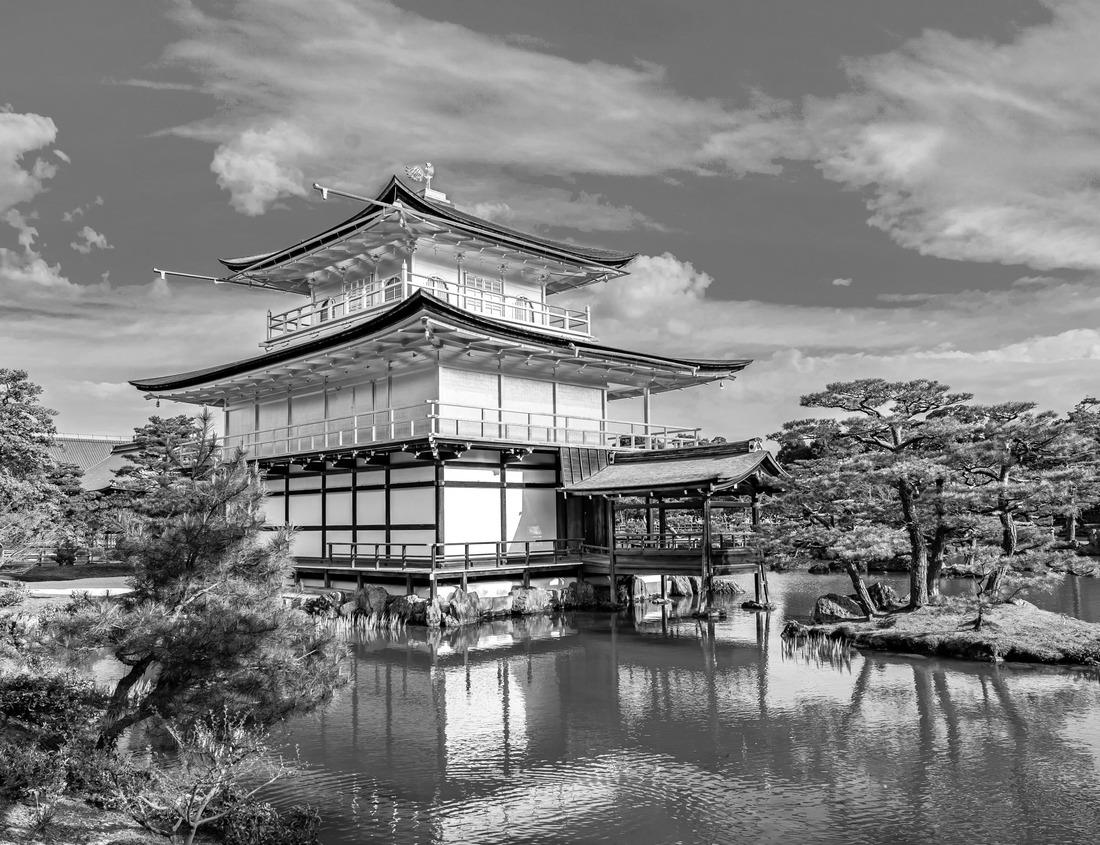 Noah Jigsaw Puzzle Kinkakuji Temple by the middle of the pond surrounded with Japanese garden, Kyoto, Japan. in black white 1000 pieces