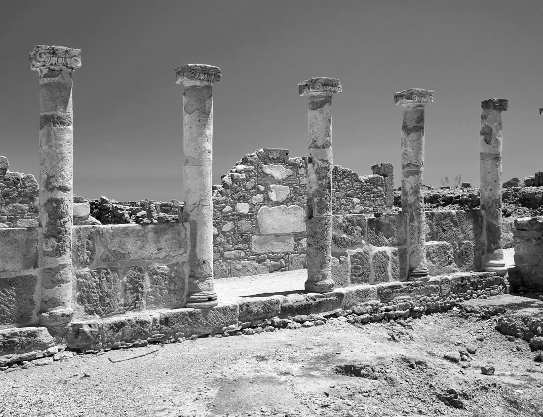 Noah Jigsaw Puzzle Stone columns among the ruins of ancient buildings in the archaeological park of Paphos, Cyprus. in black white 1000 pieces