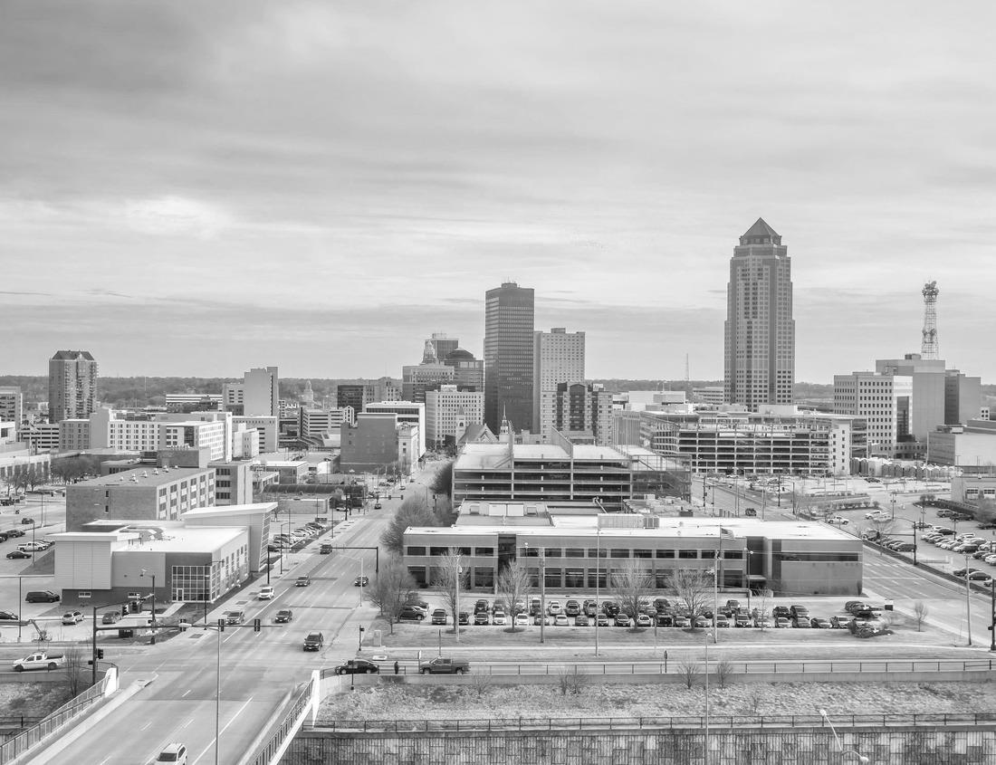 Noah Jigsaw Puzzle Bassano del Grappa Italy. Quadratzenfreiheit in black white 1000 pieces