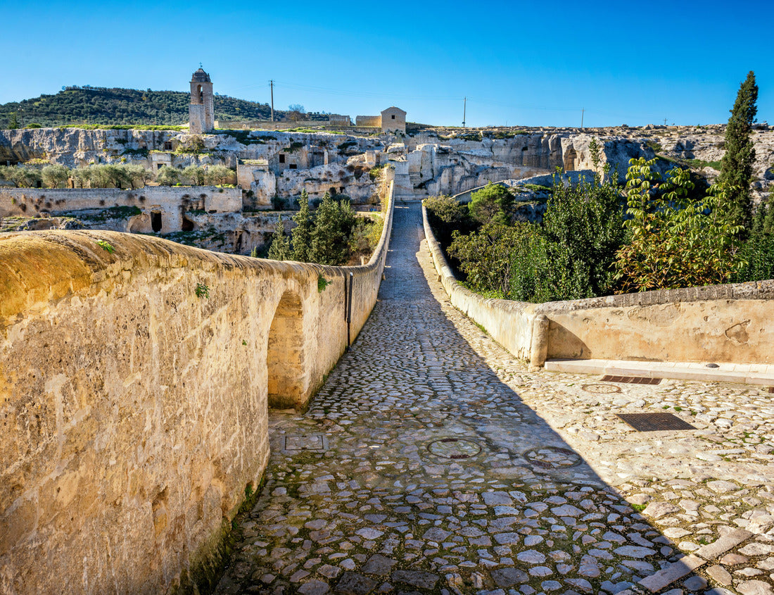 Noah Jigsaw Puzzle Gravina in Puglia, with the Roman two-level bridge that extends over the canyon. Apulia, Italy 1000 pieces