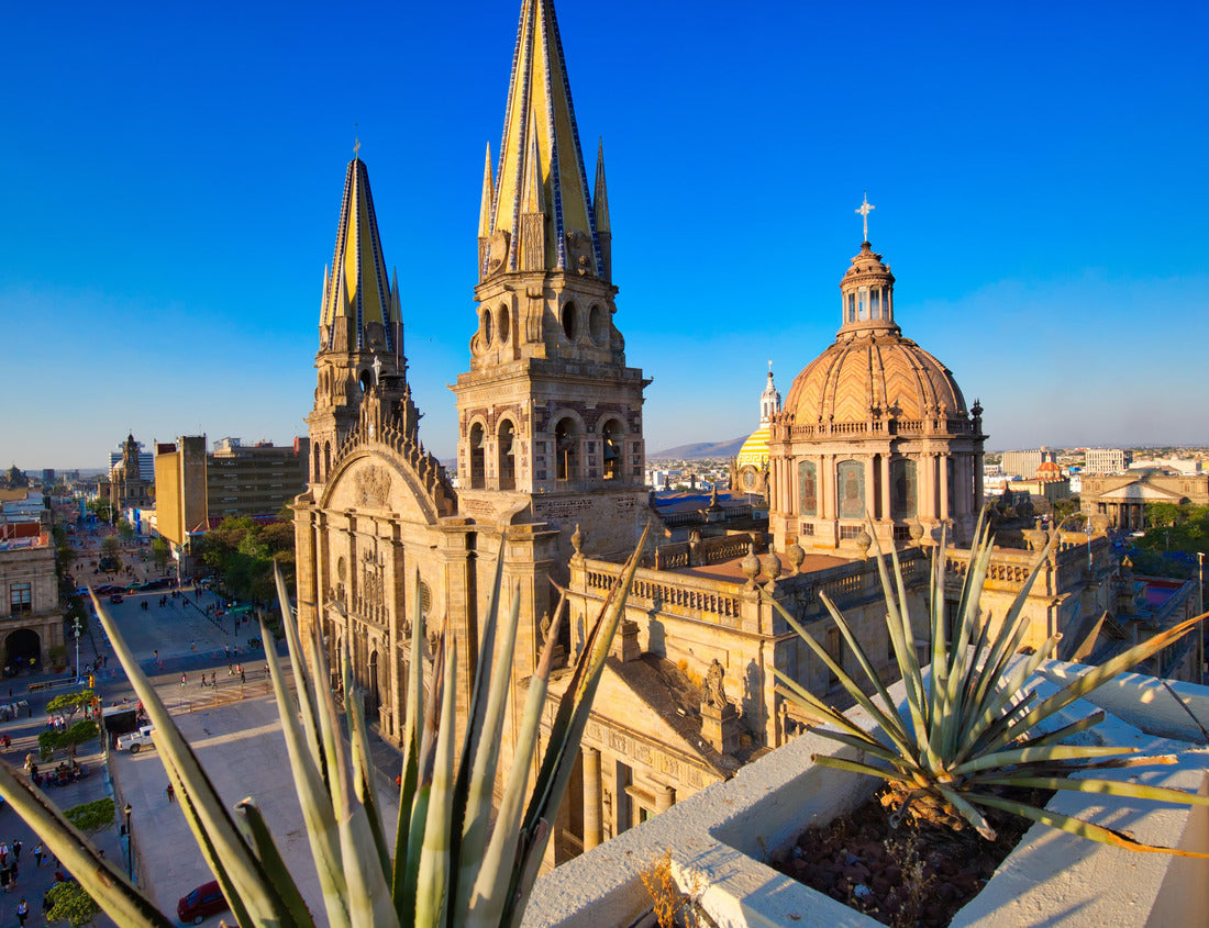 Noah Jigsaw Puzzle Guadalajara's emblem Central Cathedral (Cathedral of the Women's Movement) in the historic city center 1000 pieces