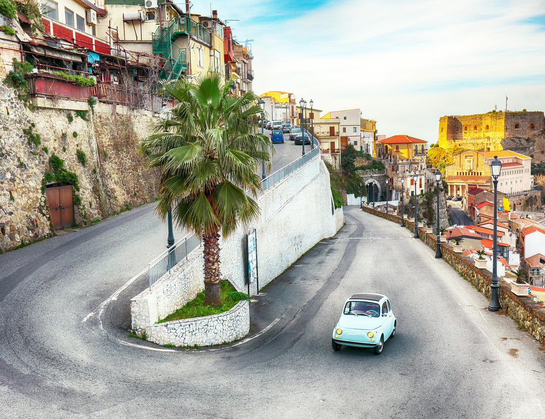 Noah Jigsaw Puzzle Beautiful seaside resort of Scilla with an old medieval castle on a rock, Castello Ruffo, colorful traditional Italian houses on the Mediterranean coast, Tyrrhenian coast, Calabria, southern Italy 1000 pieces
