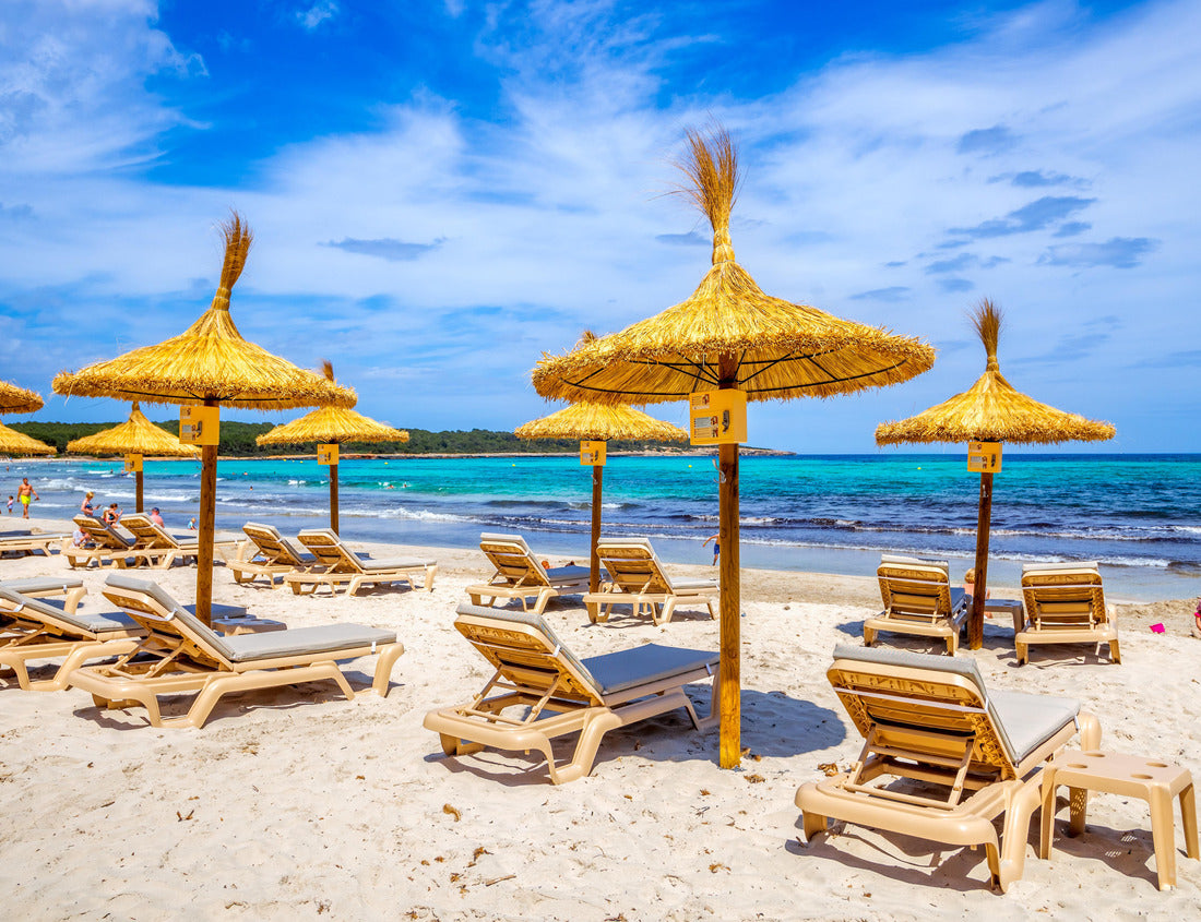 Noah Jigsaw Puzzle Beach of Sa Coma in Mallorca, Spain 1000 pieces