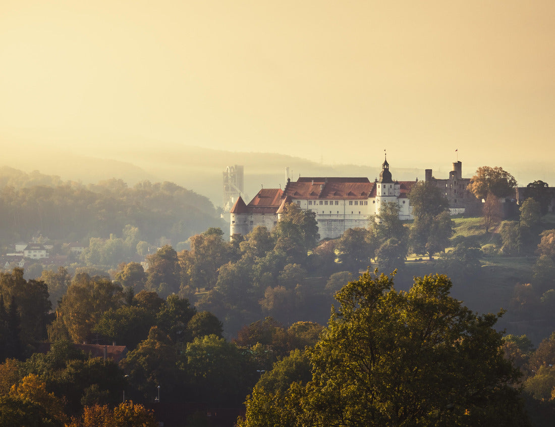 Noah Jigsaw Puzzle Hellenstein Castle (Schloss Hellenstein) above the city of Heidenheim an der Brenz in eastern Baden-Württemberg, Germany 1000 pieces