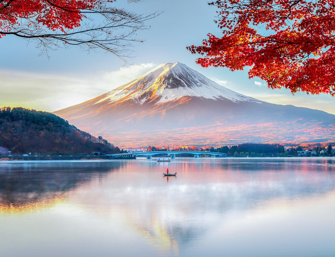 Noah Jigsaw Puzzle Fuji Mountain reflection and Red Maple Leaves with Morning Mist in Autumn, Kawaguchiko Lake, Japan 1000 pieces