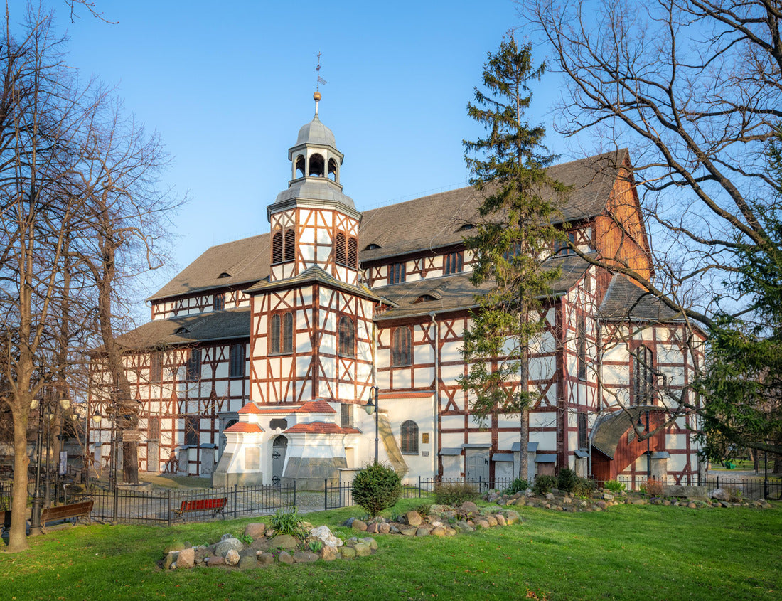 Noah Jigsaw Puzzle Jawor, Poland. Church of Peace (Kosciol Pokoju) - wooden church built in 1655 1000 pieces