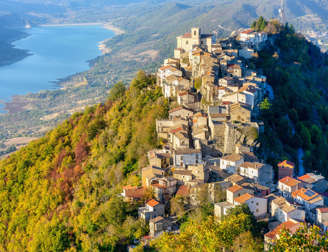 Noah Jigsaw Puzzle Monteferrante a village in Italy, Abruzzo, province of Chieti 1000 pieces