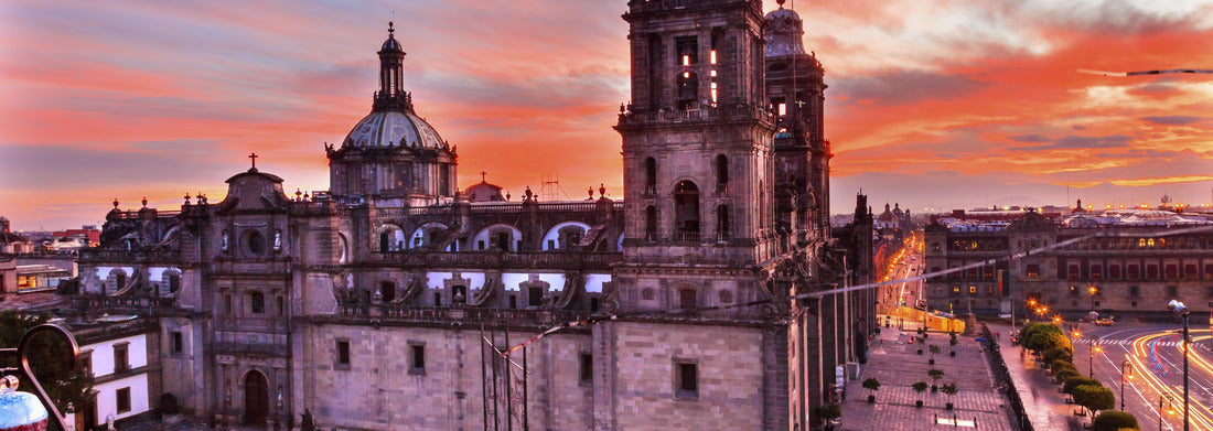 Noah Jigsaw Puzzle Metropolitan Cathedral and the Presidential Palace in Zocalo, center of Mexico City, Mexico Sunrise panorama 1000 pieces