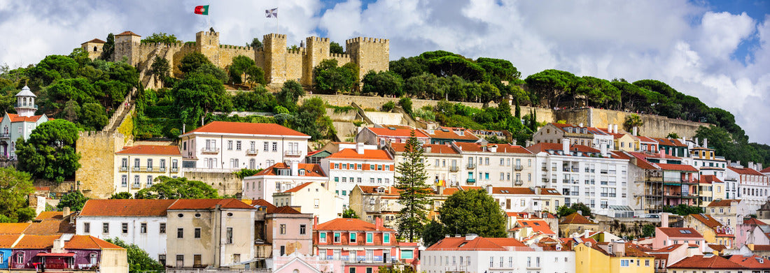 Noah Jigsaw Puzzle Lisbon, Portugal cityscape towards Sao Jorge Castle panorama 1000 pieces