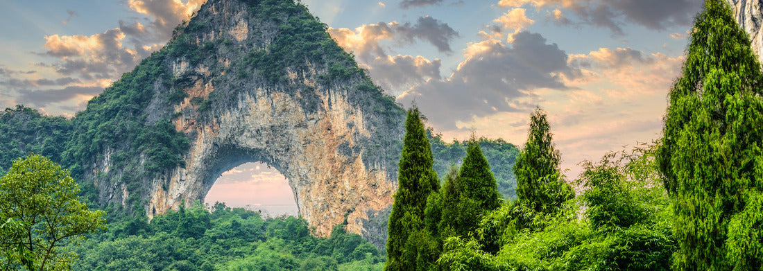 Noah Jigsaw Puzzle Landscape at Moon Hill, Yangshuo, China panorama 1000 pieces