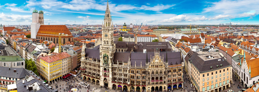 Noah Jigsaw Puzzle Aerial view on Marienplatz City Hall and Church of Our Lady in Munich, Germany panorama 1000 pieces