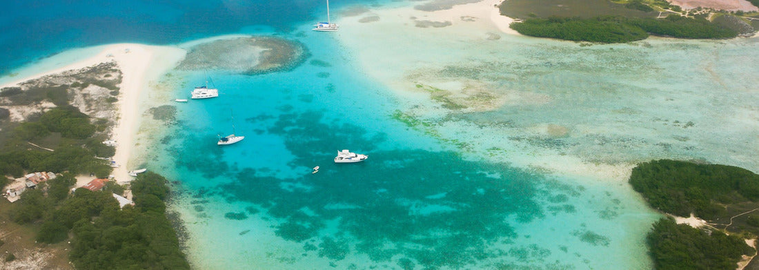 Noah Jigsaw Puzzle Aerial view of yachts in the Los Roques archipelago, Venezuela Panorama 1000 Pieces