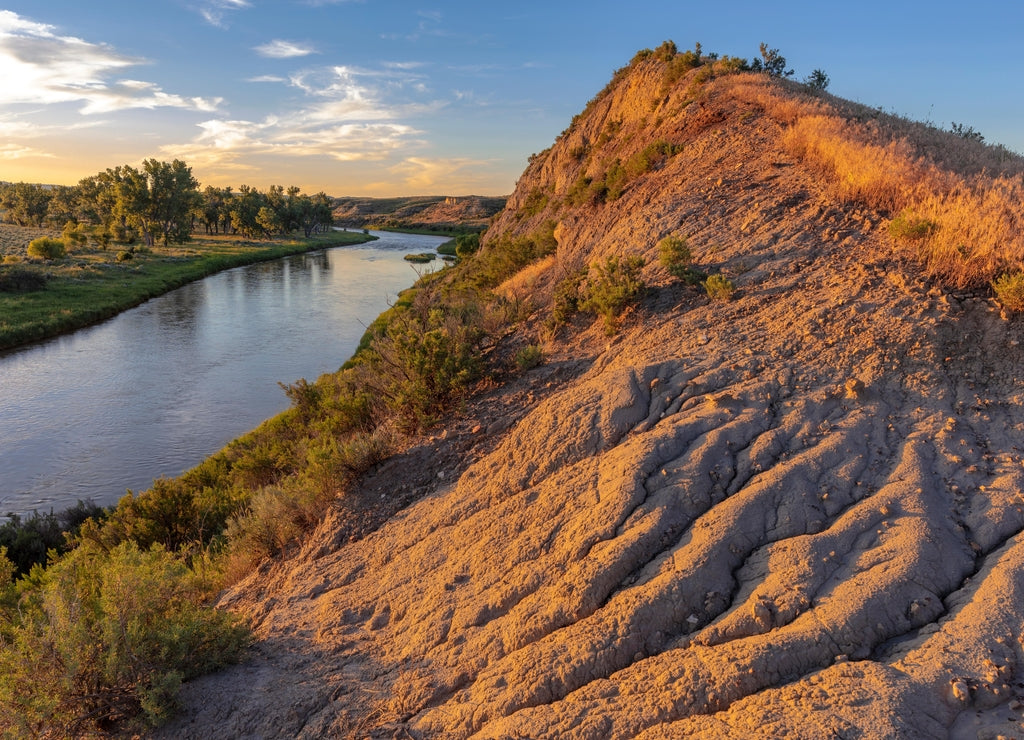 The Tongue River in Custer County, Montana, USA