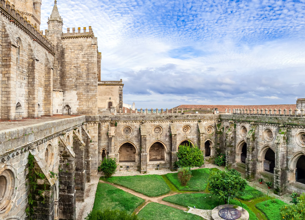 Cloister of the Evora Cathedral, the largest cathedral in Portugal. Romanesque and Gothic architecture. UNESCO World Heritage Site