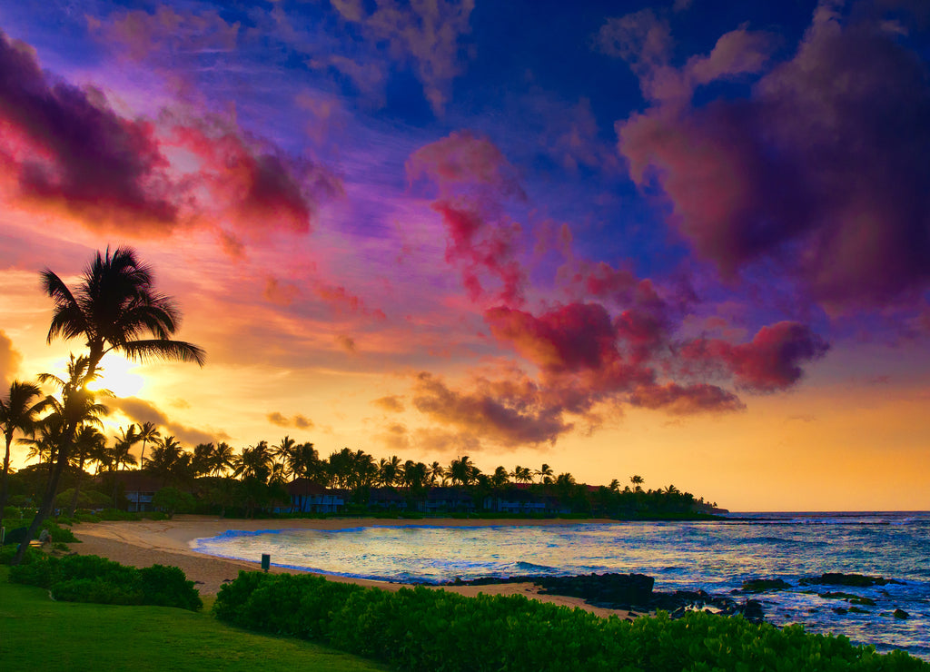 Spectacular sunset over a Pacific Ocean beach on Kauai, Hawaii, USA