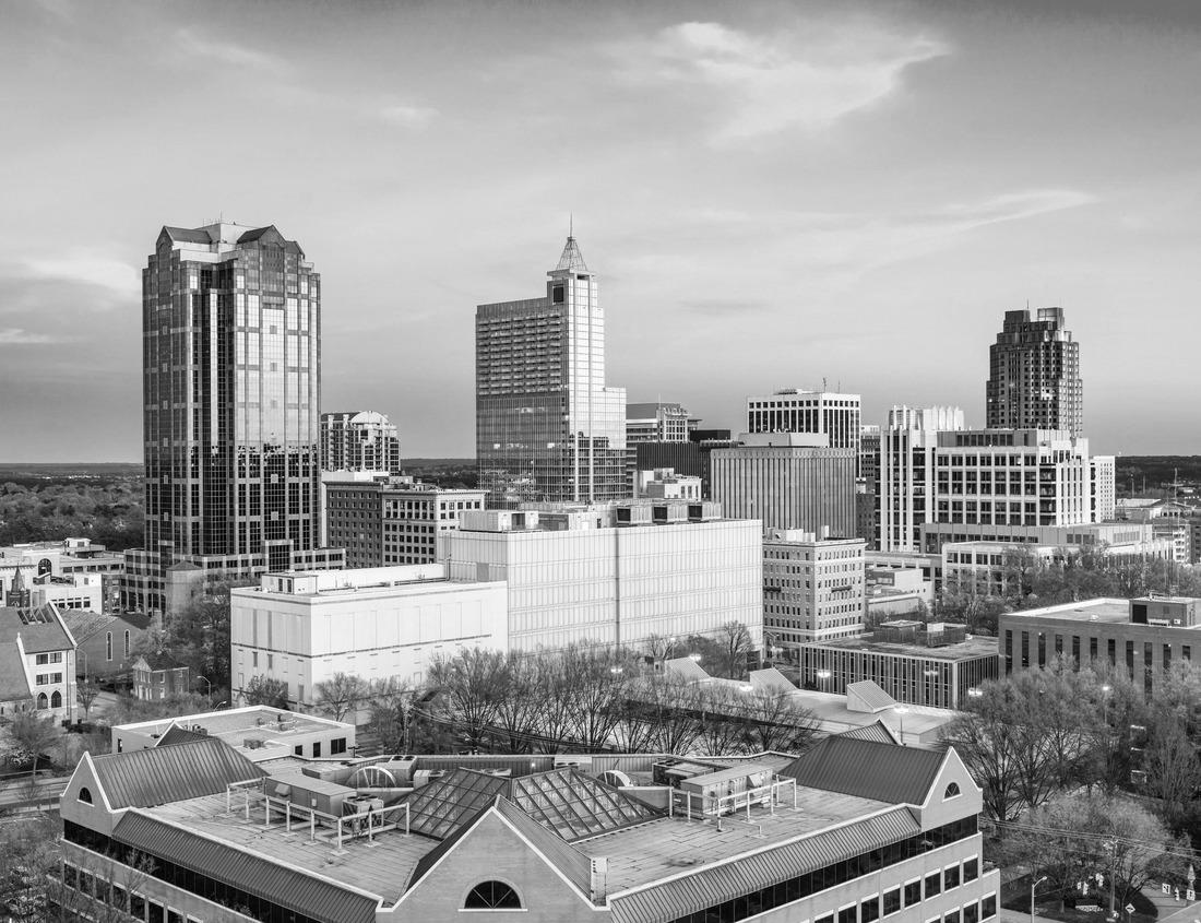 Noah Jigsaw Puzzle Burgh island bigbury on sea south Devon in black white 1000 pieces
