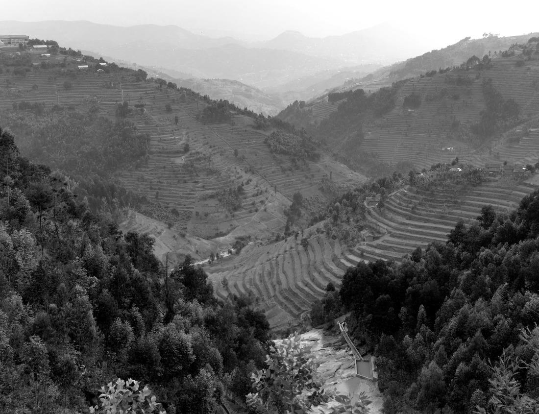 Noah Jigsaw Puzzle Beautiful Panoramic View of a Glacier Lake with American Rocky Mountain Landscape in the background. Dramatic Colorful Sunrise Sky. Taken in Glacier National Park, Montana, United States in black white 1000 pieces