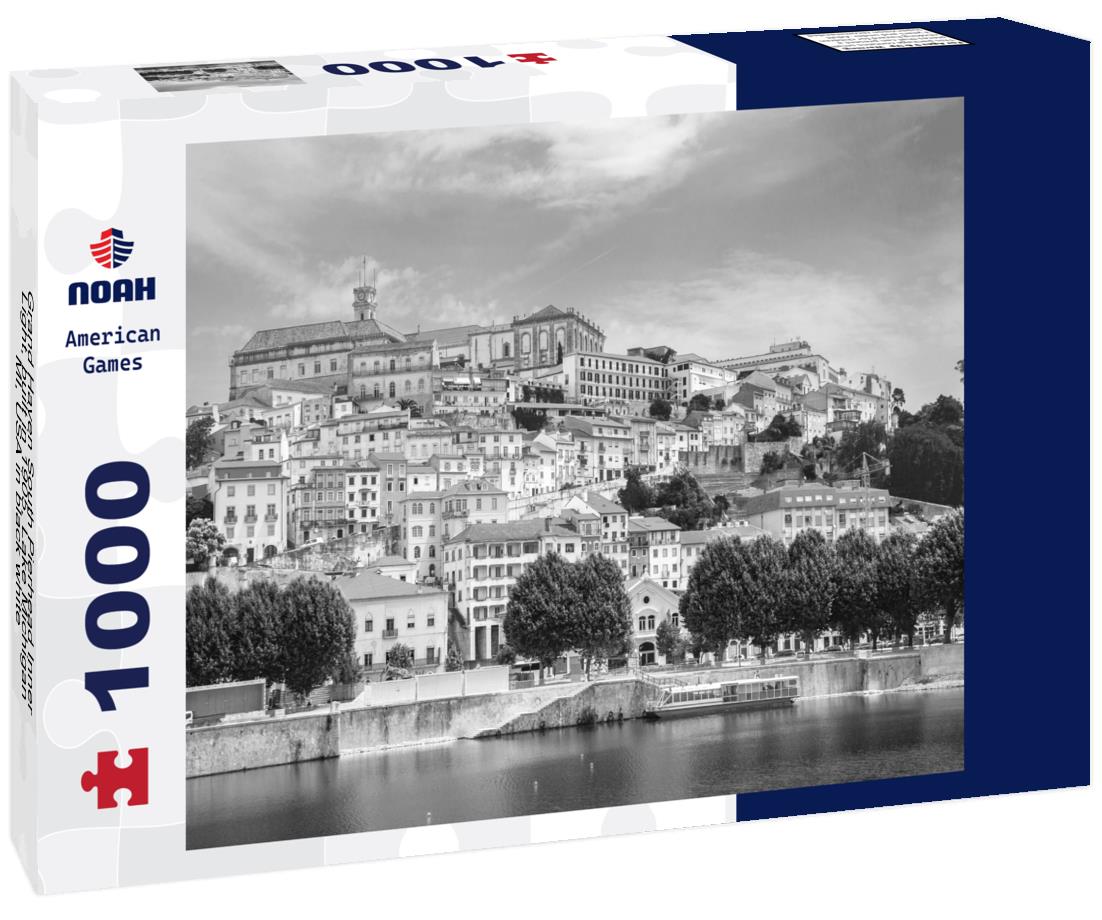 Noah Jigsaw Puzzle Grand Haven South Pierhead Inner Light, built in 1905, Lake Michigan, MI, USA in black white 1000 pieces