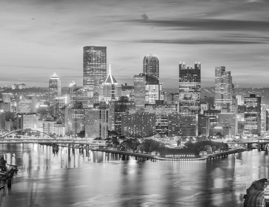 Noah Jigsaw Puzzle Aragonese Castle in Reggio Calabria, Italy in black white 1000 pieces