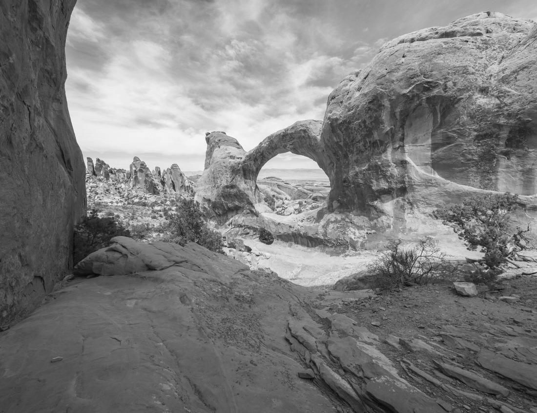 Noah Jigsaw Puzzle Grande Anse beach in La Digue Island at sunrise, Indian Ocean, Seychelles. Tropical travel destination in black white 1000 pieces