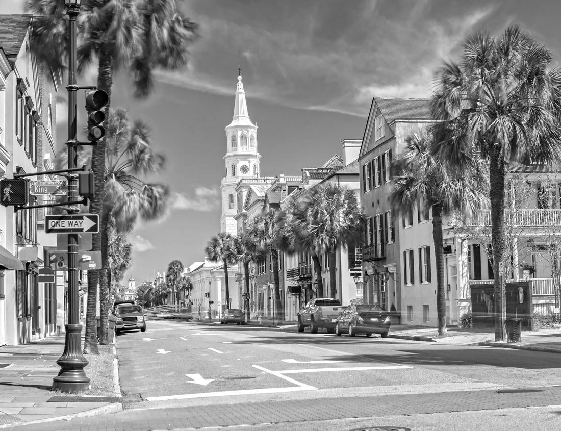 Noah Jigsaw Puzzle Ice pillar festival in Lake Shikotsu in Hokkaido in black white 1000 pieces