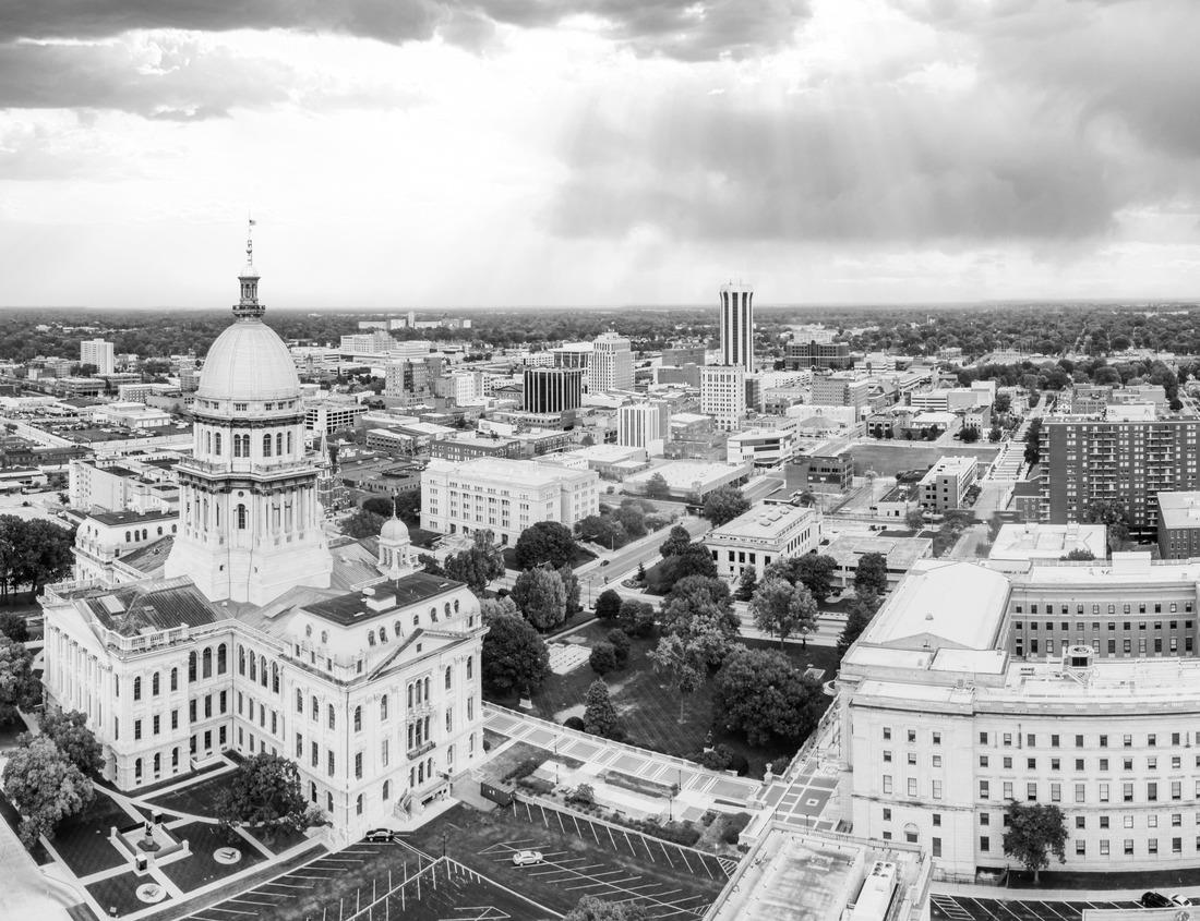 Noah Jigsaw Puzzle Erkner, Germany - back view of the town hall and the city park in black white 1000 pieces