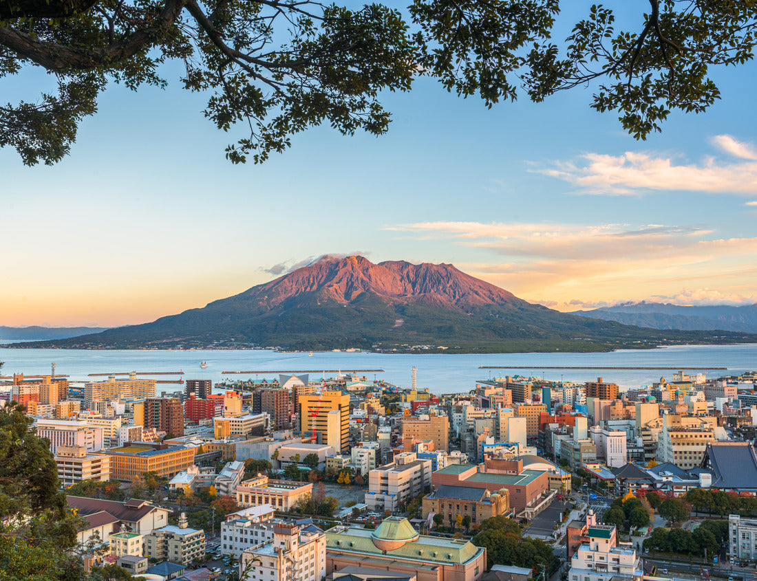 Noah Jigsaw Puzzle Kagoshima, Japan skyline with Sakurajima Volcano at dusk 1000 pieces