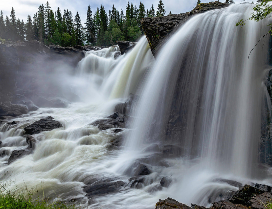 Noah Jigsaw Puzzle A long exposure of Rista waterfalls in Jämtland, Sweden 1000 pieces