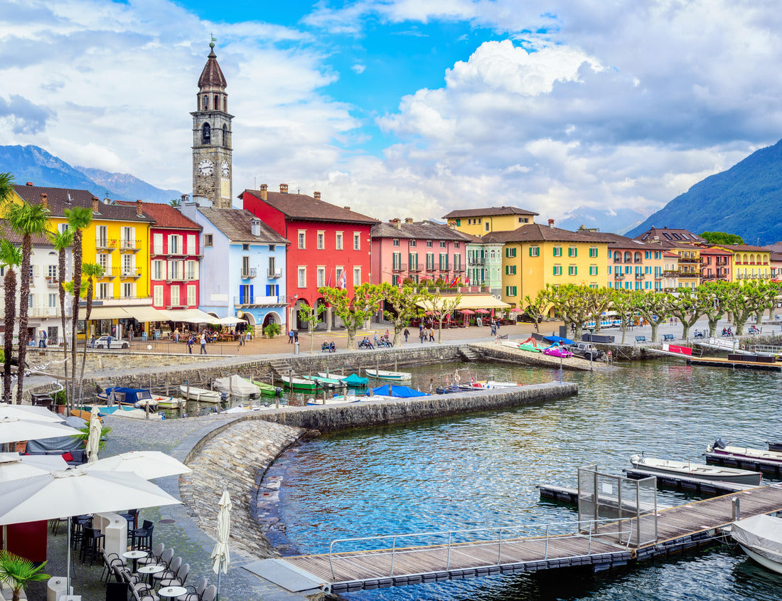 Noah Jigsaw Puzzle Colored traditional houses in the old town of Ascona on Lake Maggiore, Locarno, Switzerland 1000 pieces