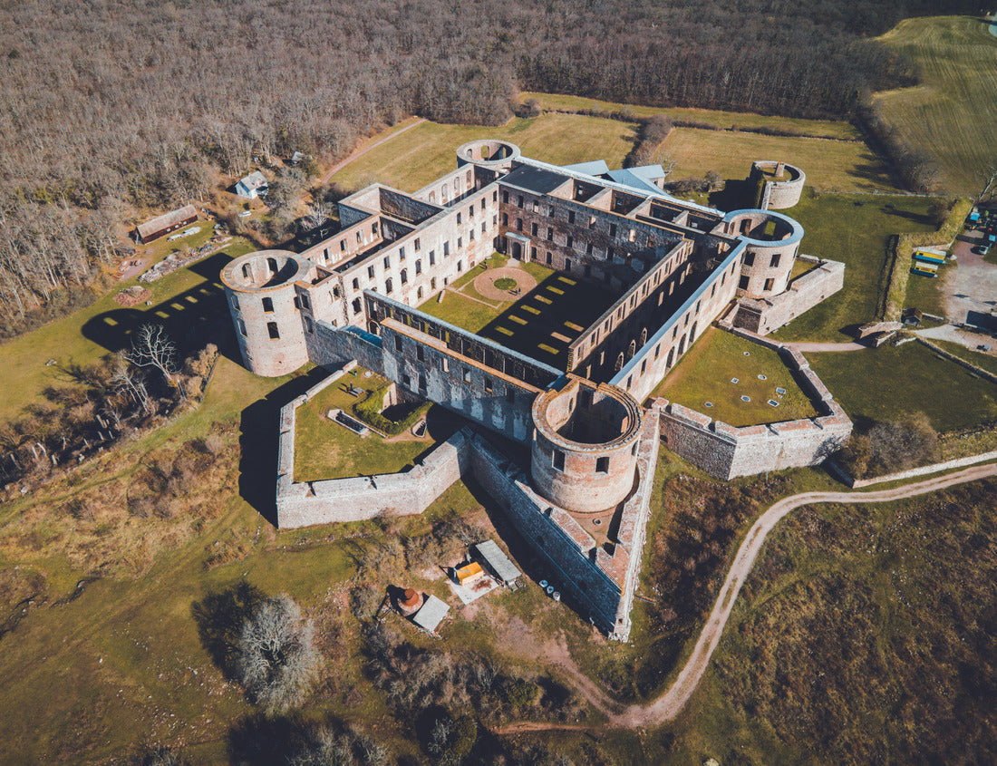 Noah Jigsaw Puzzle Borgholm Castle (Slott) as seen in Öland, Sweden 1000 pieces
