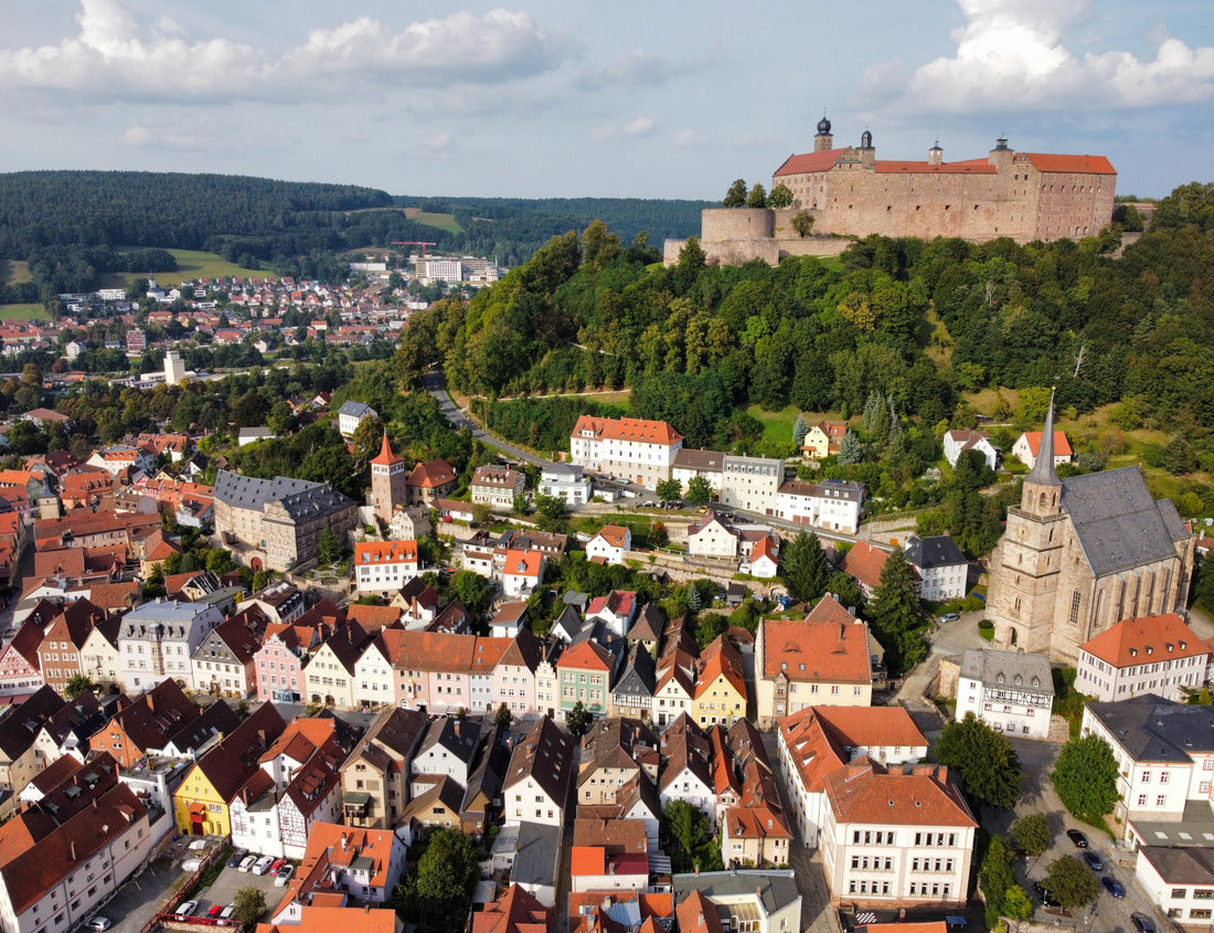 Noah Jigsaw Puzzle Aerial view of the city Kulmbach with Plassenburg in Franconia 1000 pieces